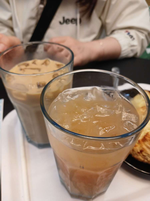 이케아 카페 주문 음료들