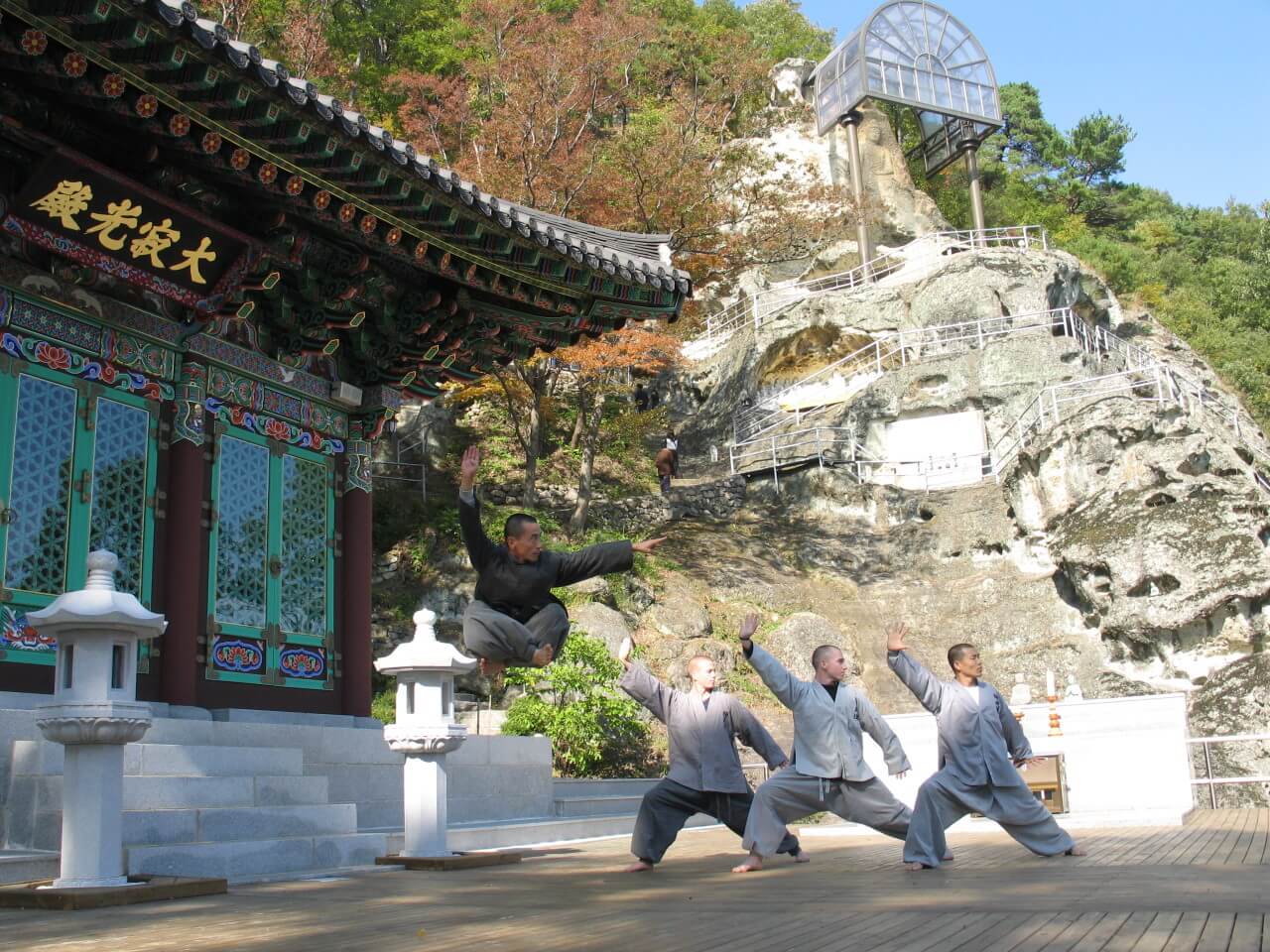 생방송투데이 3785회 &amp;#39;보고&amp;#44; 먹고&amp;#44; 즐기고! 3GO 여행&amp;#39; 경북 경주편&amp;#44; 경주대릉원&amp;#44; 동궁과 월지&amp;#44; 골굴사&amp;#44; 경주 얼굴빵 황리단길 맛집&amp;#44; 경주시 자전거공원&amp;#44; 서악마을
