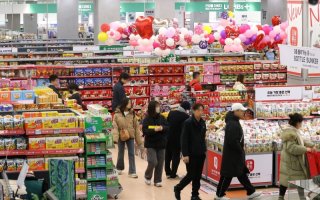 유통업계의 냉정한 시선