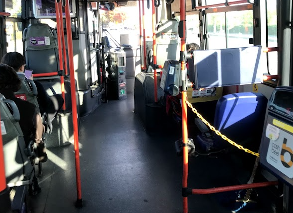 장애인 버스요금 지원, 버스 내부 사진