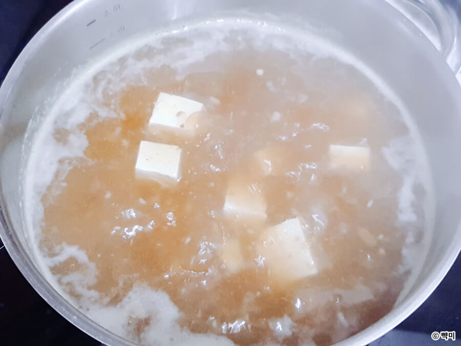 쑥국-쑥-된장국-끓이는-법-맛있게-쑥-요리