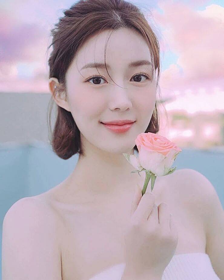 배우-이다인
