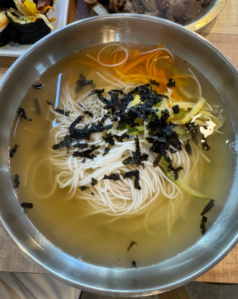 가격파괴 Why 잔치국수 2900원