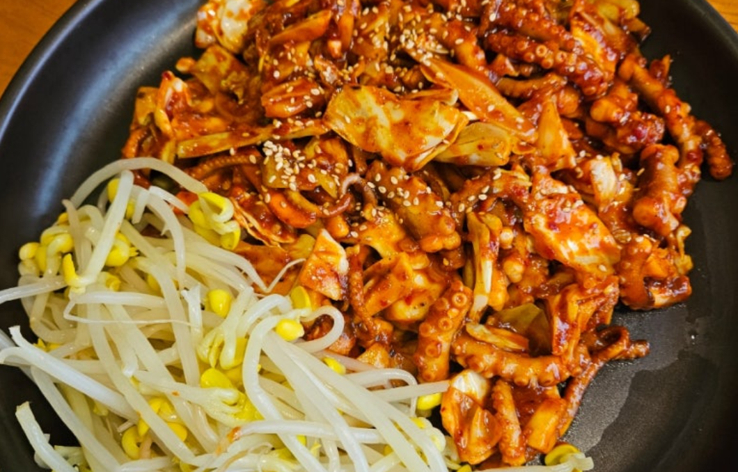 일산 맛집 추천 ❘ 뼈칼국수, 낙지볶음, 한우구이, 떡갈비, 연포탕