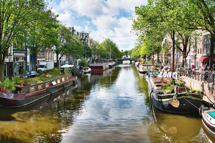 디지털 노마드 장기 숙소 관련 사진