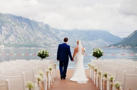 축의금 봉투 쓰는 방법: 예의와 정성을 담아 작성하는 팁