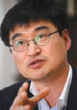 최혁진 비례대표 승계 후 복당 거부 논란