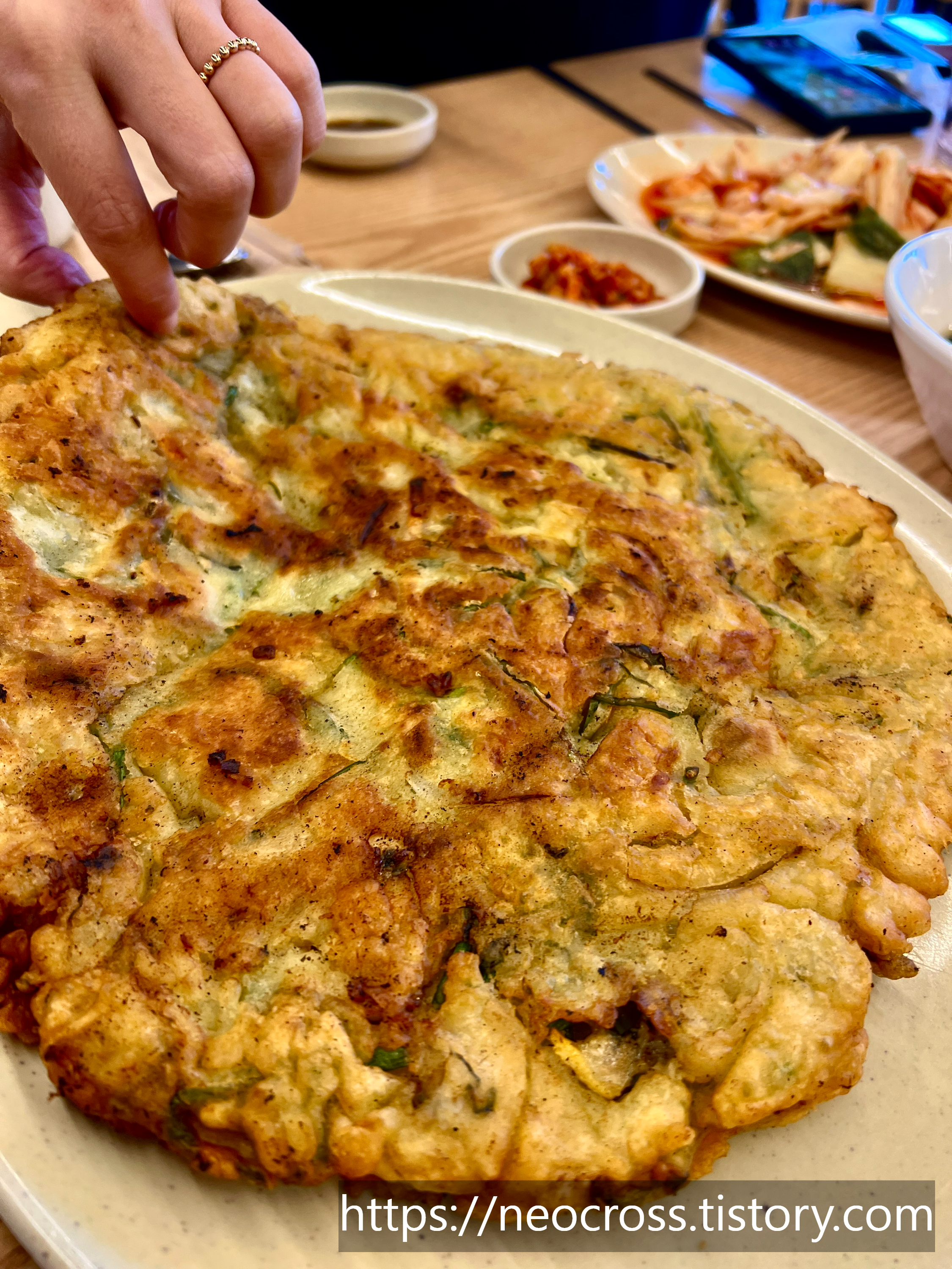 엄지척까투리할매손칼국수 해물파전