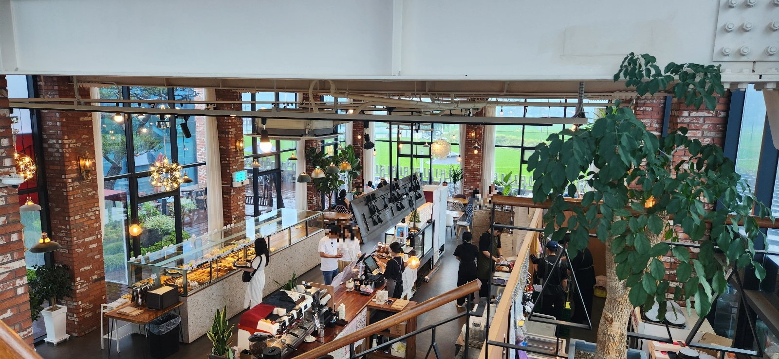 양평 가볼 만한 카페 베이커리 대형카페 반려동물 입장가능