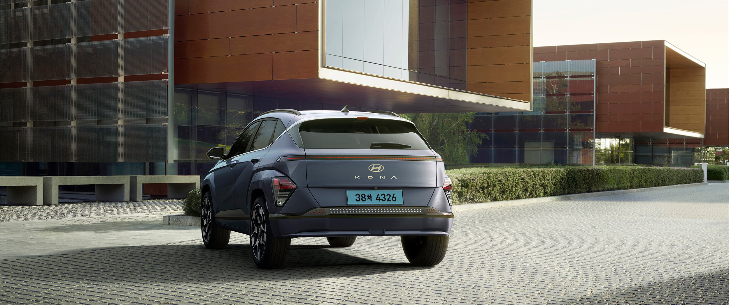 현대 코나 하이브리드 뒷면