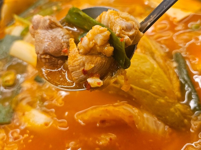 생생정보 가격파괴why 돼지고기무한리필 김치찌개 1인 만원