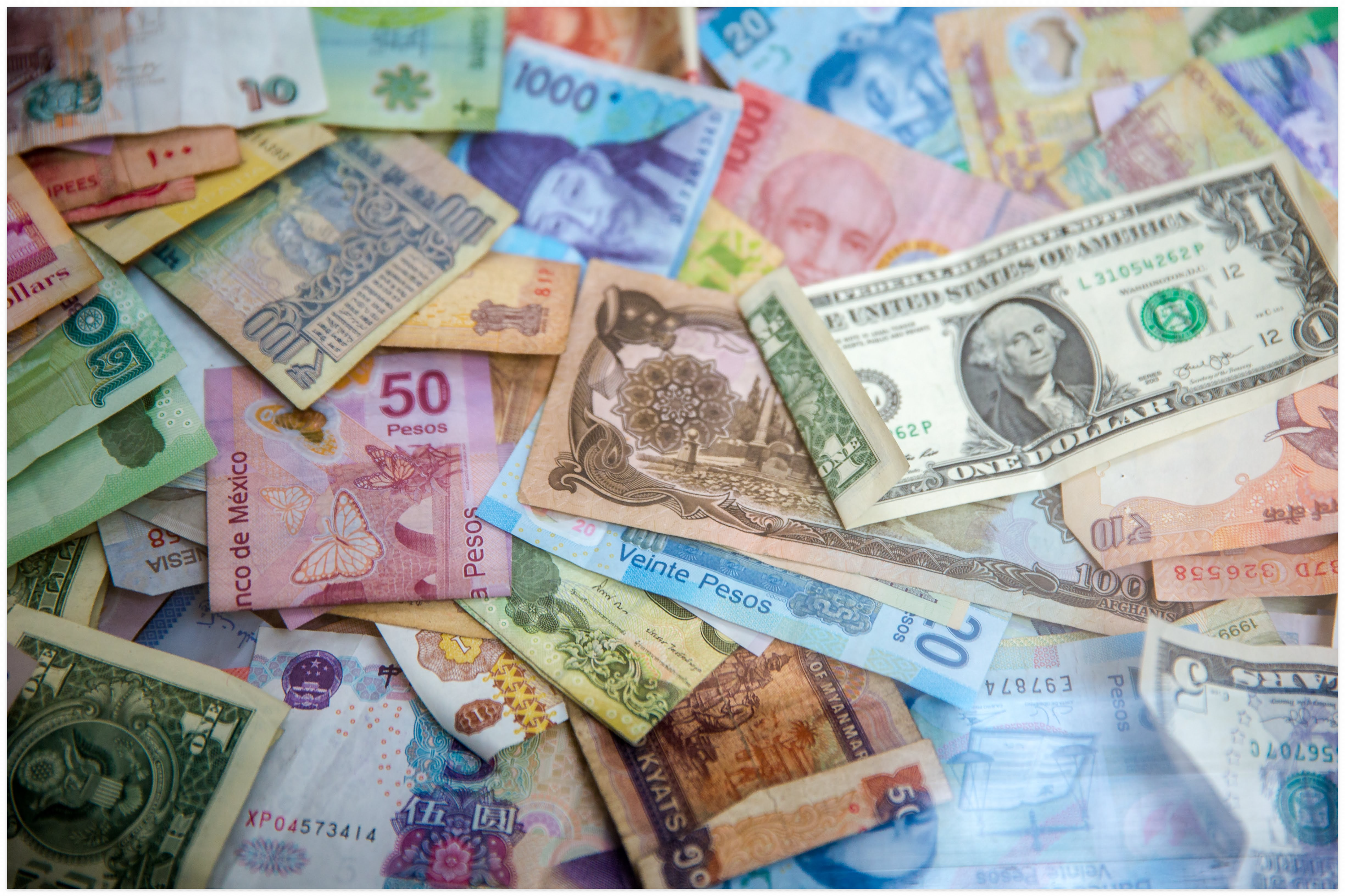 각 국 통화사진, 지폐 , 통화 발행, 시뇨리지 효과