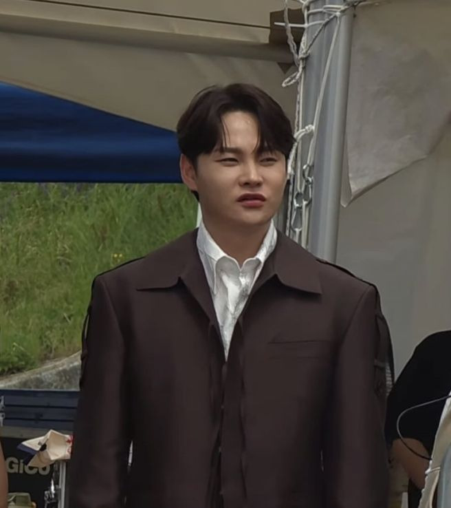 박서진 나이 프로필 가족사 출연 방송 연봉 및 현역가왕2 우승 정보 총정리