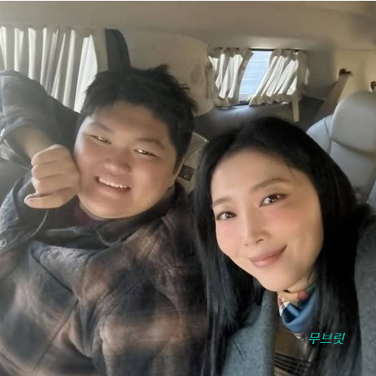 오윤아 재혼, 이혼 11년 만에 전한 뭉클한 소식