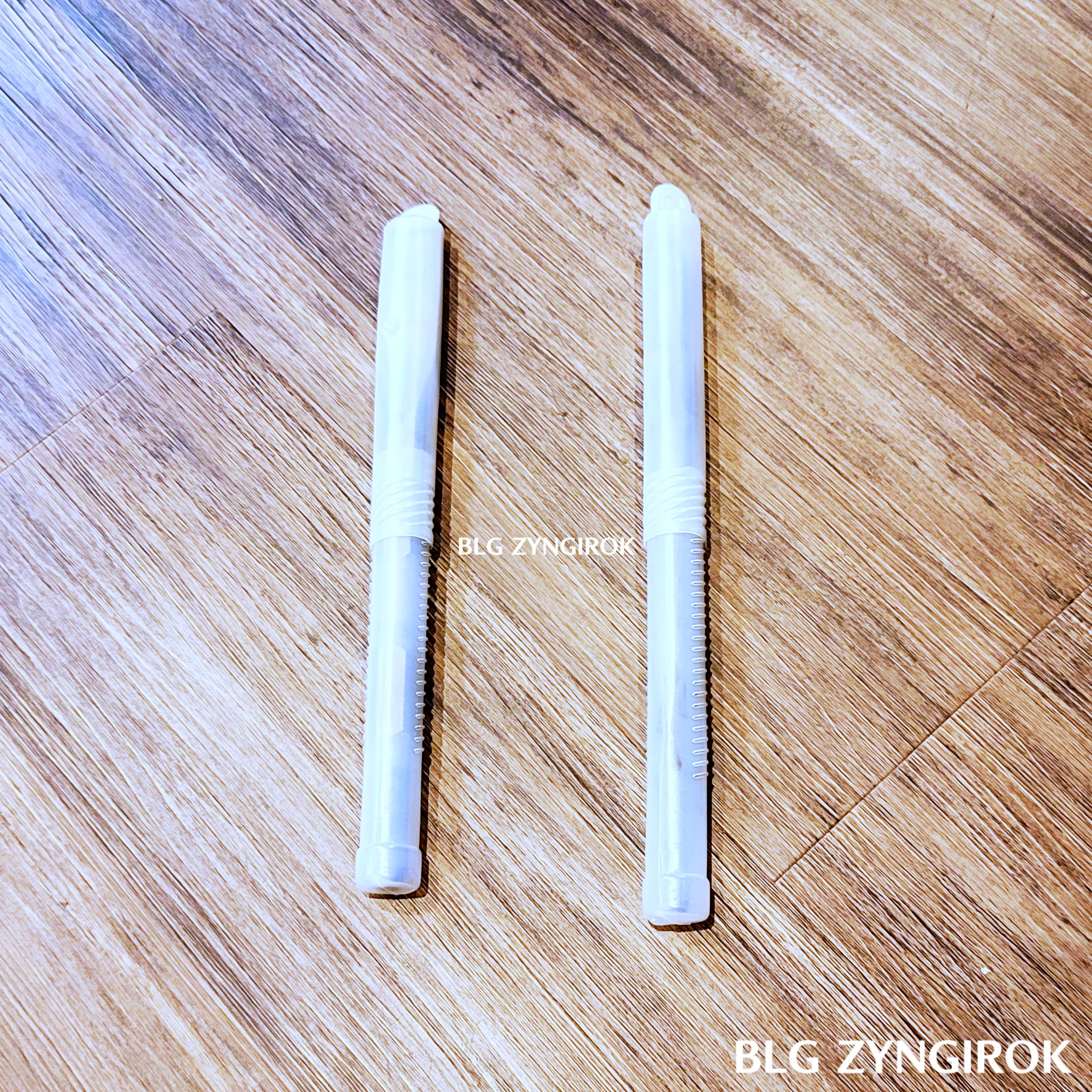 엑스코트 파괴 해머에 쓰이는 해머가 케이스에 답겨있다.