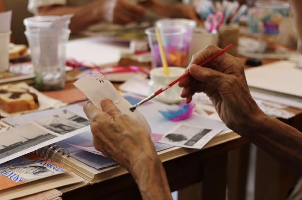 2025년 노인 공공일자리 신청 완벽 가이드|신청 방법부터 급여·혜택까지 한눈에 정리