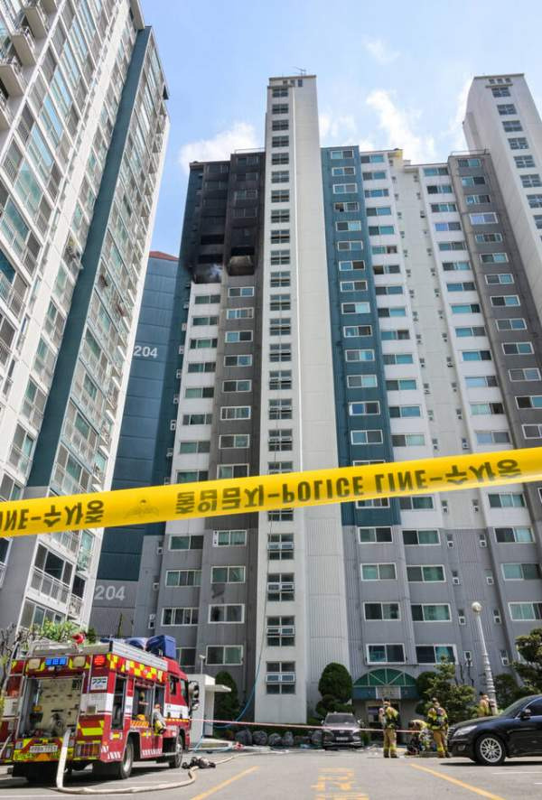 의왕 아파트 화재 2명 사망 원인 분석: 경매 강제 집행과 스프링클러 미설치의 비극