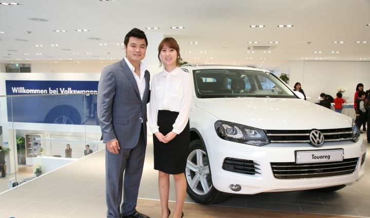 추신수-투아렉-지원기념사진