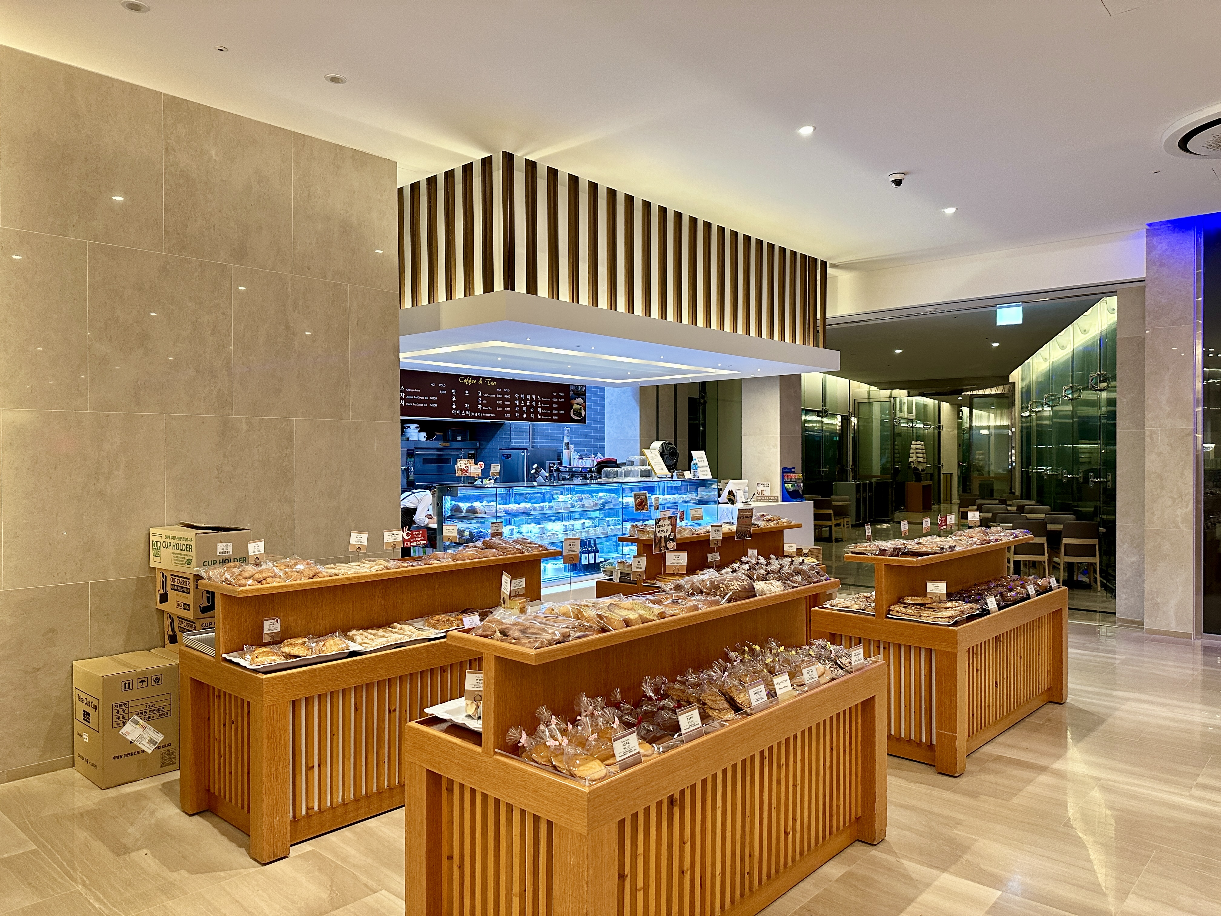 정동진 썬크루즈 로비 베이커리