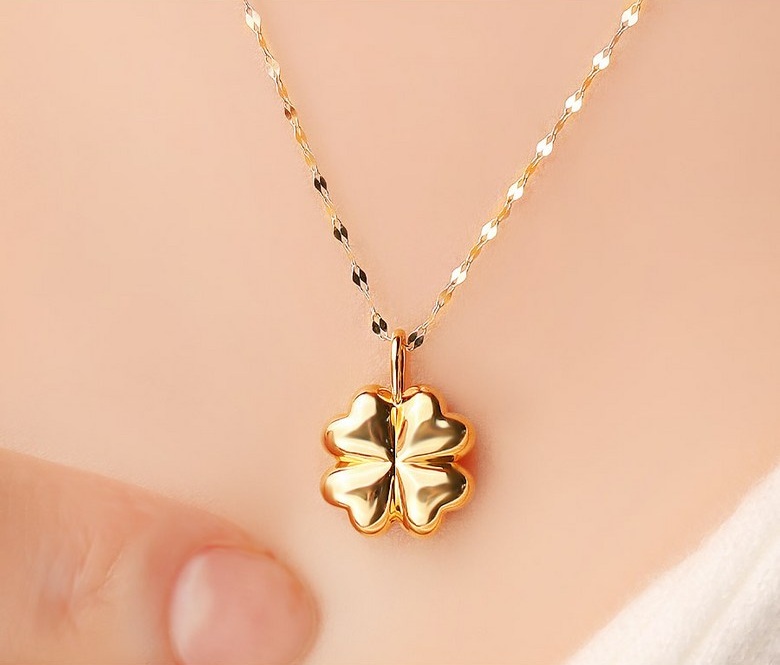 여성 데일리 금 목걸이 추천! 주리에떼 24K 순금 플라워 클로버 목걸이로 품격 있는 선물 완성