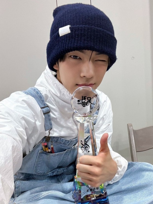 투어스 도훈