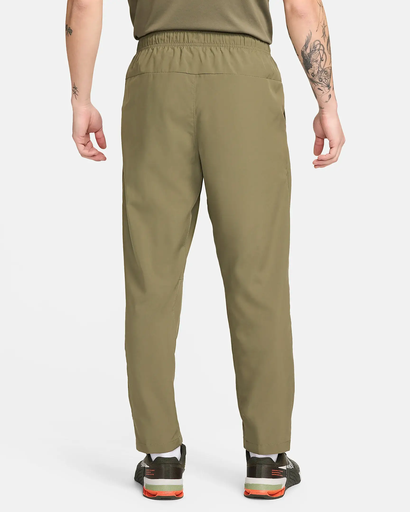 나이키 남성 트레이닝 팬츠 할인 상품 색상 및 사이즈 소개