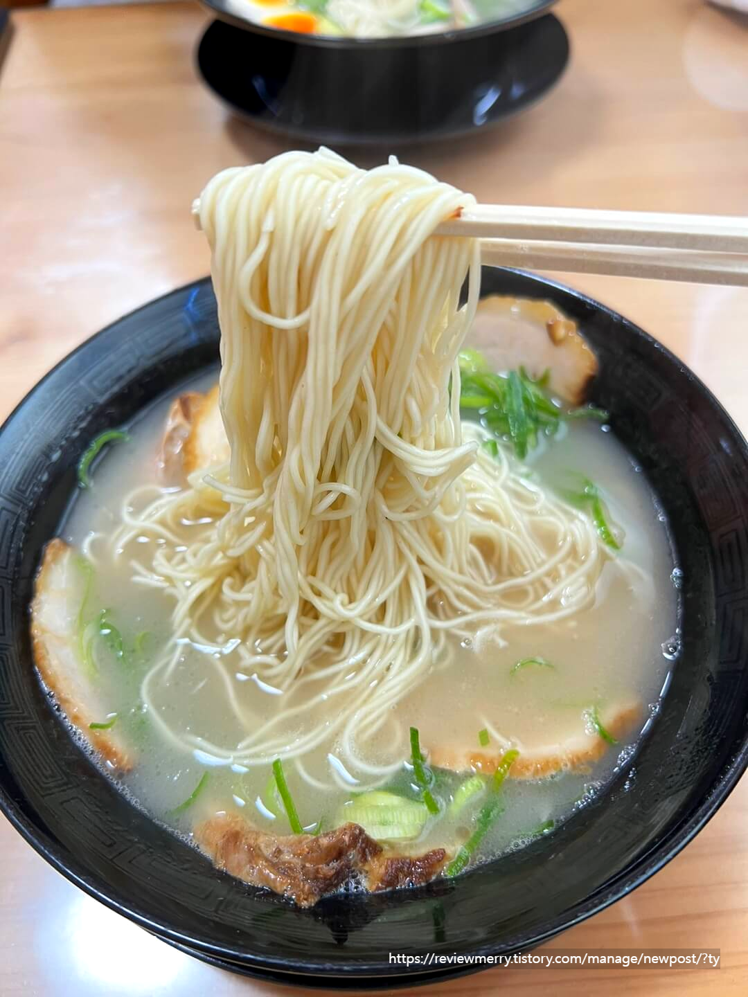 라멘 면발 사진