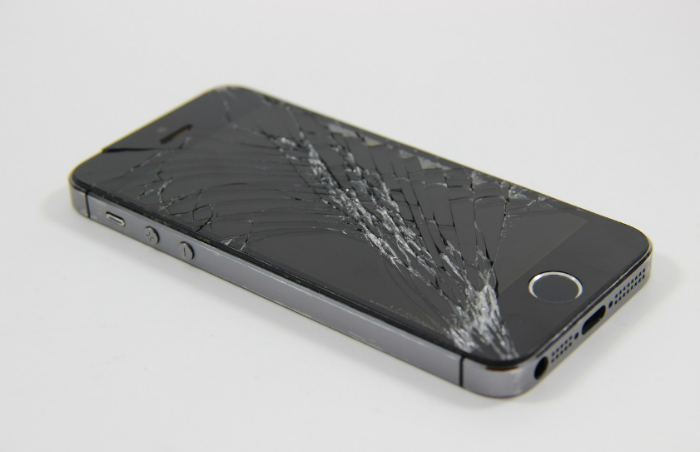 액정이 깨진 갤럭시 핸드폰, 데이터 안전하게 이동 및 백업하는 방법