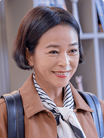 윤지아 (조민수)