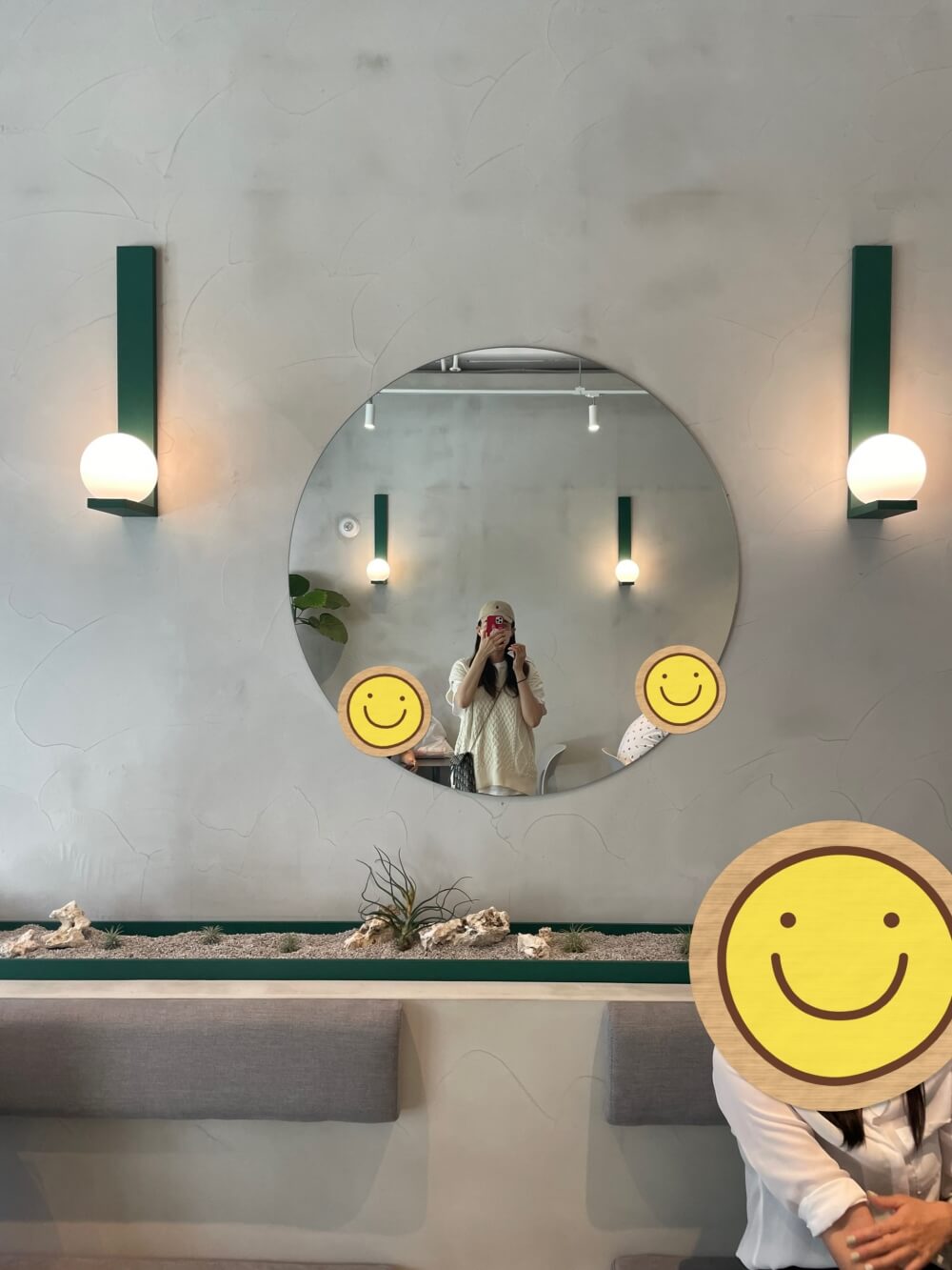 커스텀커피-호매실점-매장-인테리어-모습