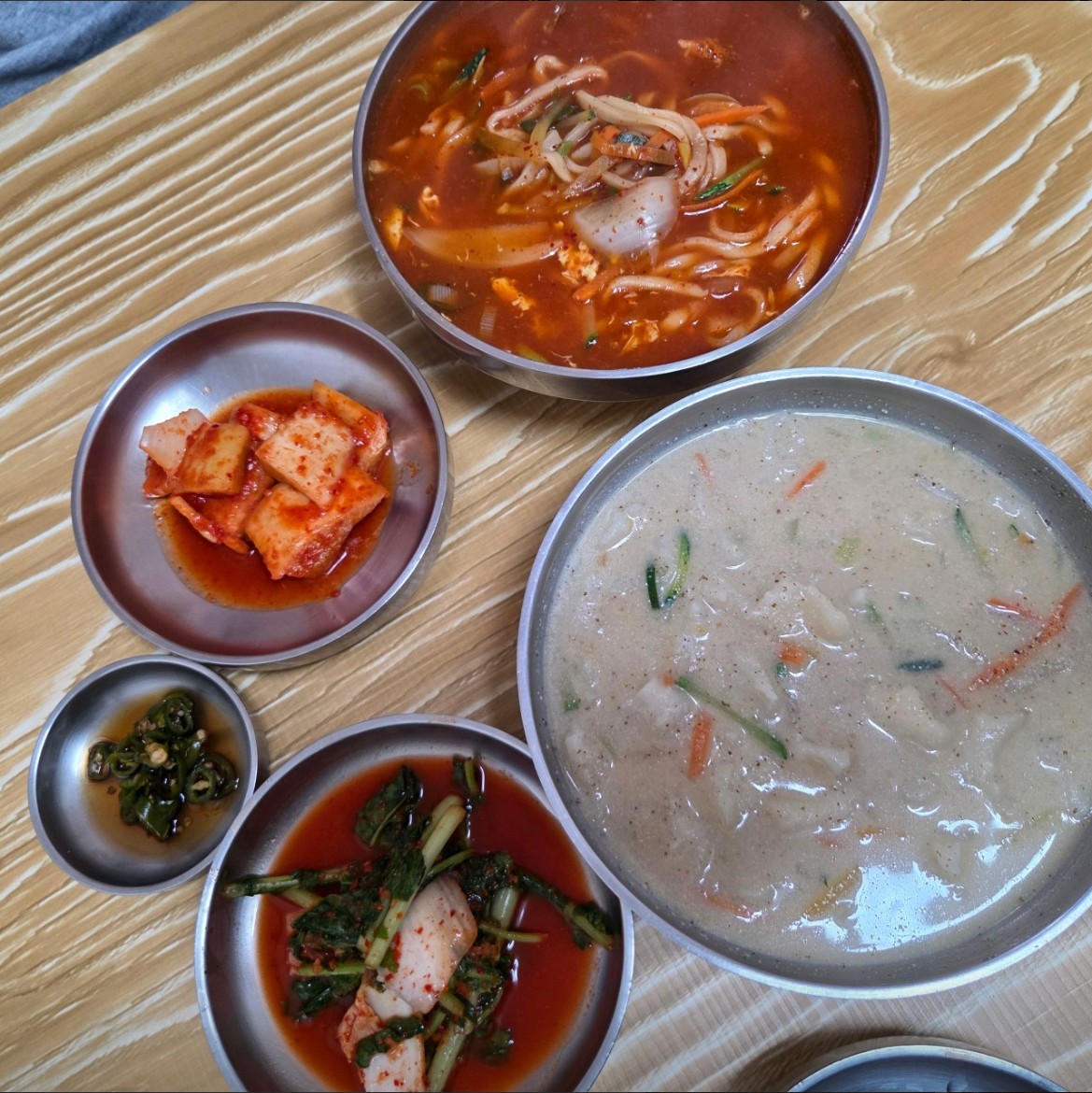 모산수제비 메뉴