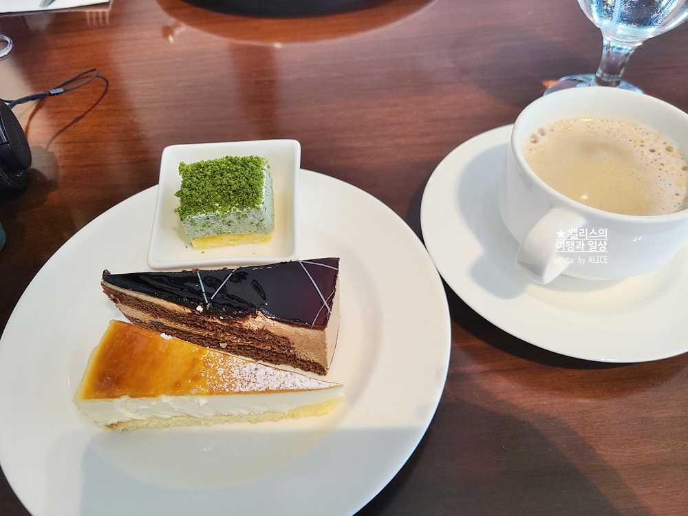 나인트리 프리미어 호텔 명동2 리앤이라마띠네 런치