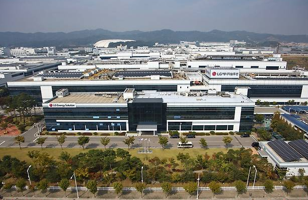 2. 계약 해지 배경 분석