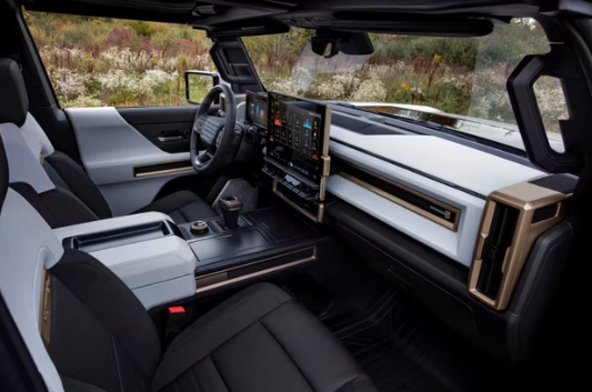험머 EV 내부 디자인