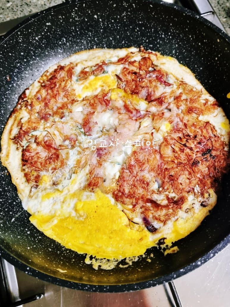 지금 안 보면 손해입니다! 10분 완성 통밀 또띠아 3종 레시피 🍕🌿🌶️ 바질부터 피자맛까지 비교했습니다.