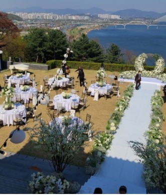 배우 조보아 오늘(12일) 비연예인과 워커힐에서 결혼식