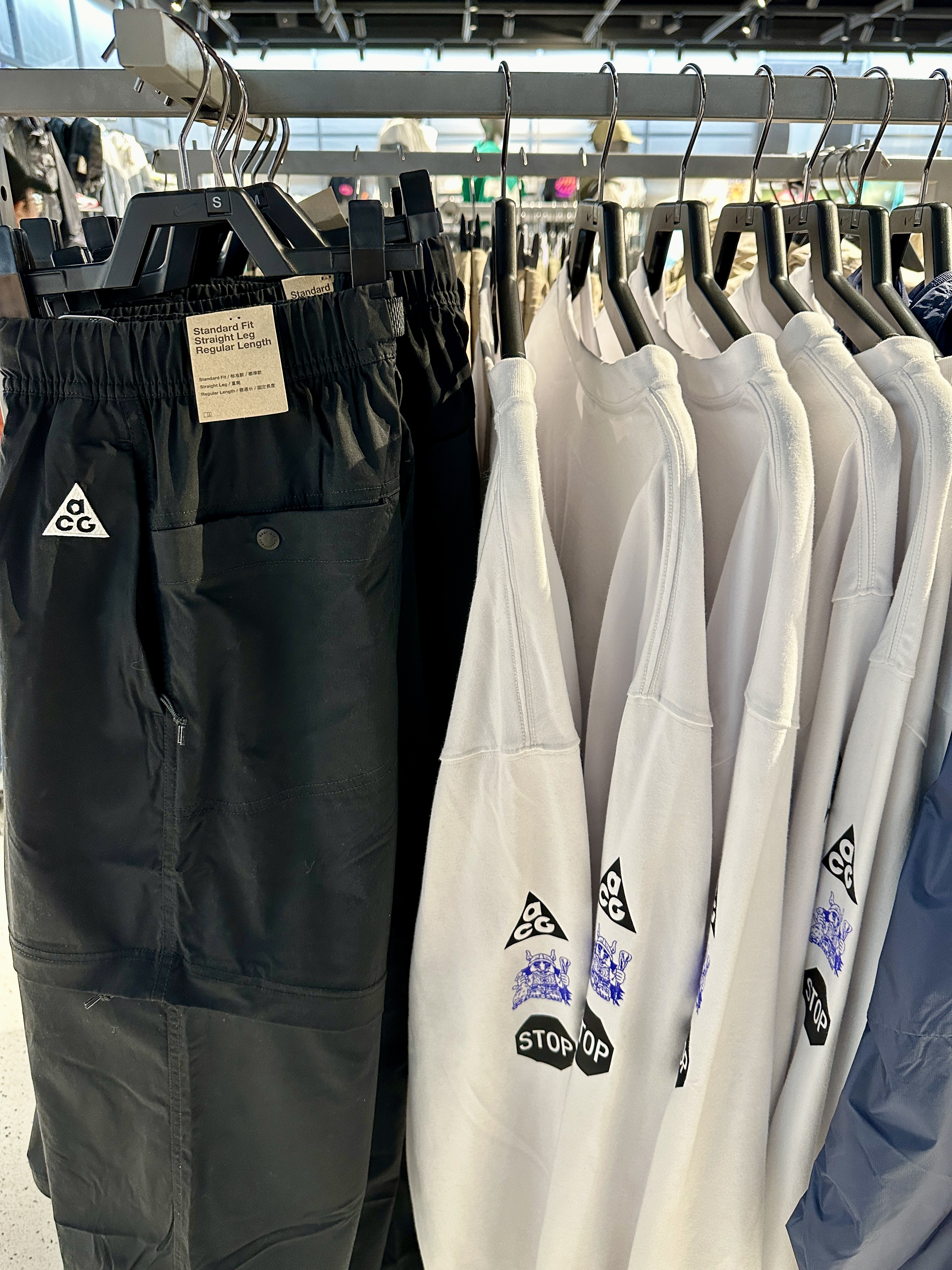 나이키 더현대서울점 의류 ACG