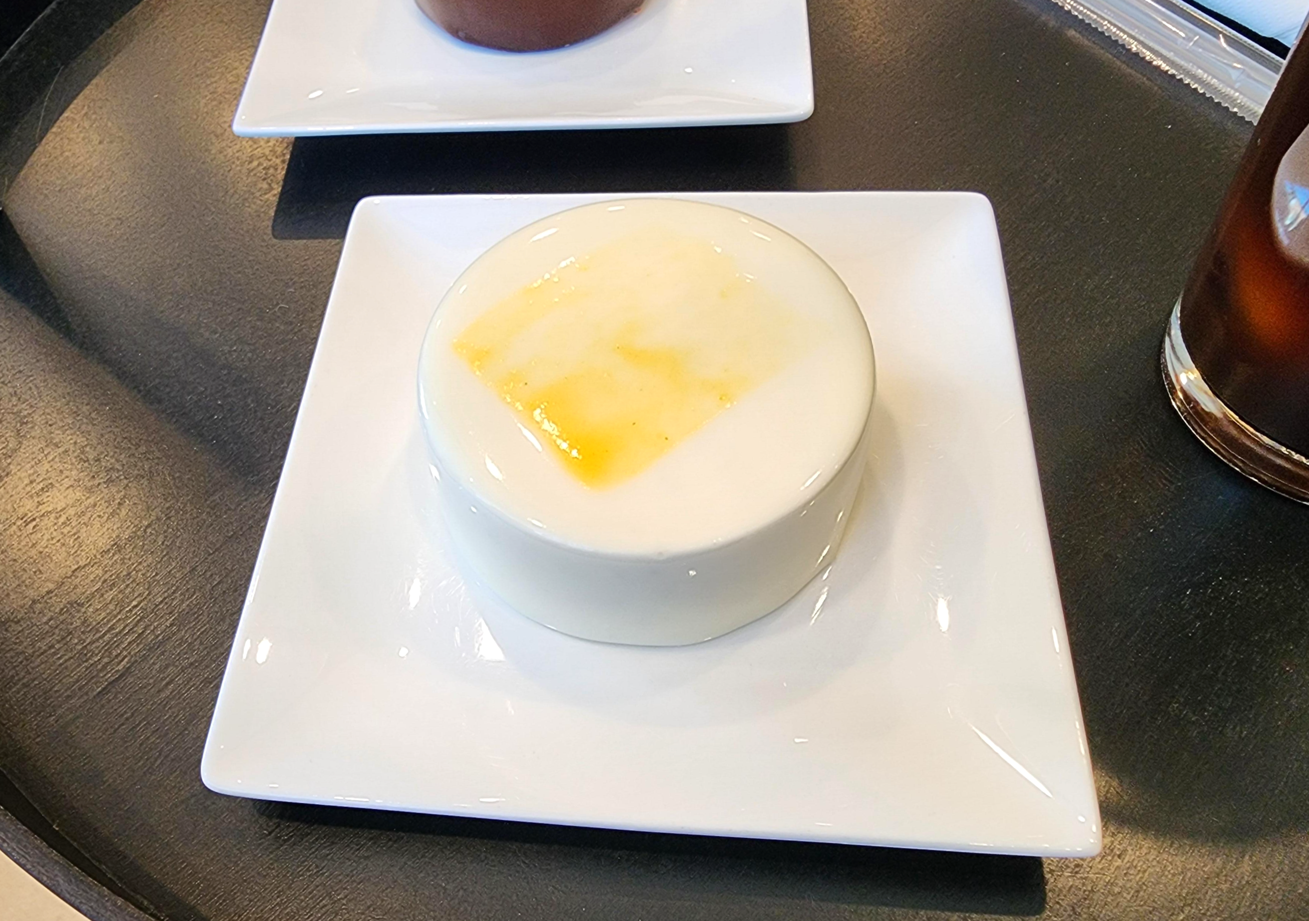 이태원디저트카페_르페셰미뇽_통카