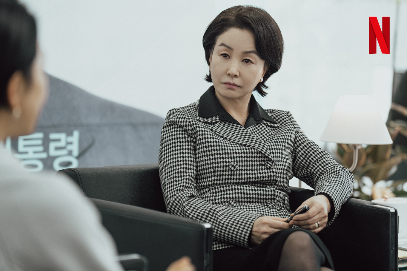 돌풍 드라마 출연진 등장인물 관계도 작가 정보