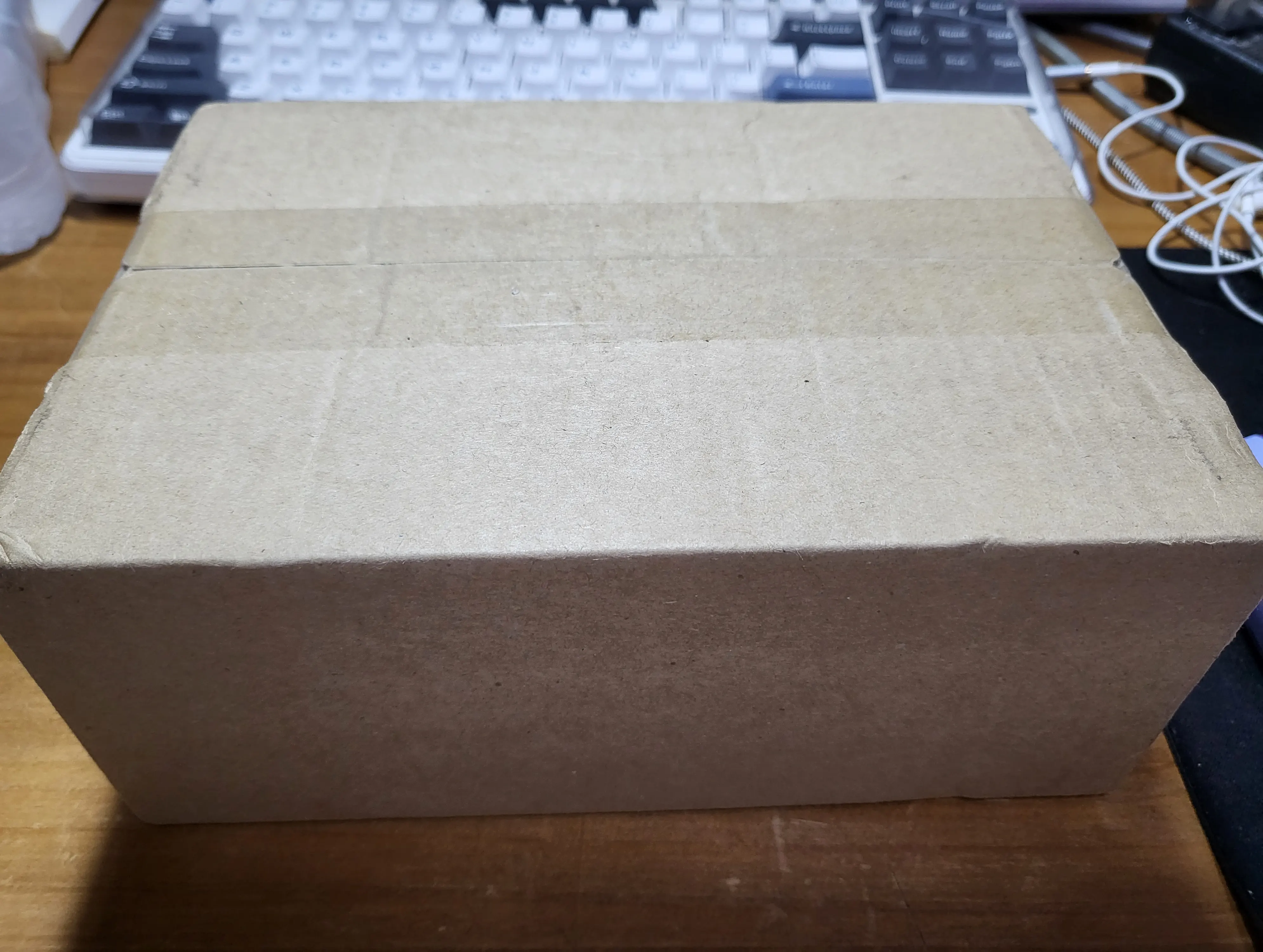 오늘 택배가 왔다.