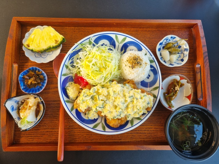 치킨난반-정식-세트