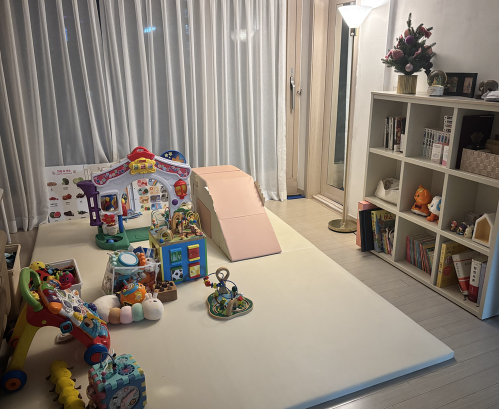 영유아 놀이 환경 만들기｜집에서 발달을 돕는 공간 구성법