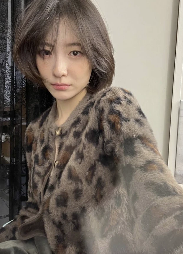 박지현-단발머리