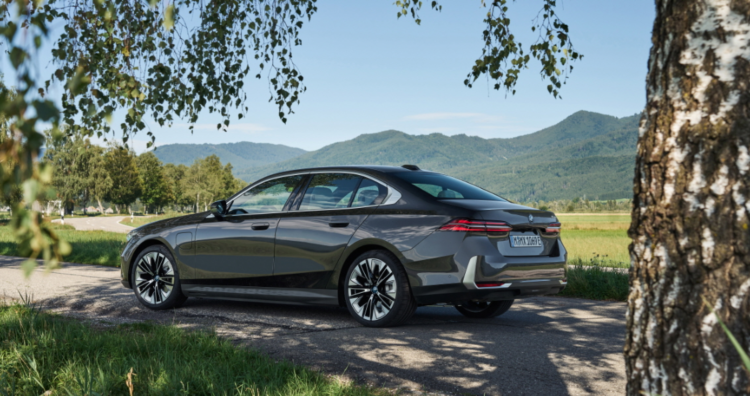 5세대 BMW 530e PHEV