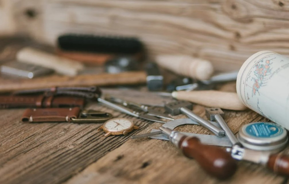 까르띠에 시계 배터리 교체 방법과 비용 총정리 (2025 최신)