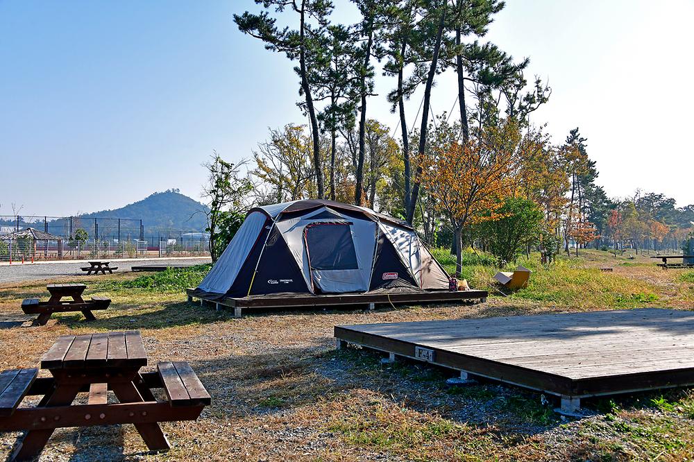 F1 오토캠핑장

주소 전라남도 영암군 삼호읍 삼포리 1894