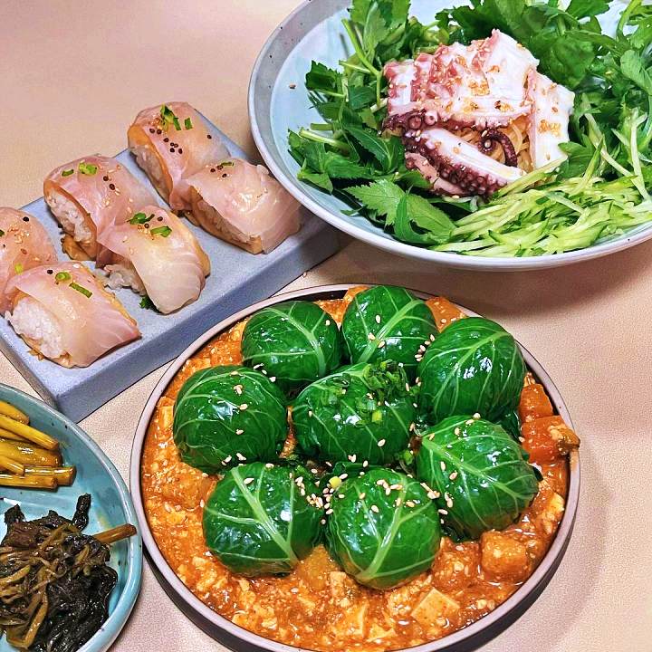 토요일은 밥이좋아 성수 서울숲 캐주얼 한식 맛집 전복들깨국수 강된장쌈밥 제철회묵은지말이 돌문어간장국수 서울 핫플레이스 재벌집 장손 김남희 토밥 좋아 방송정보