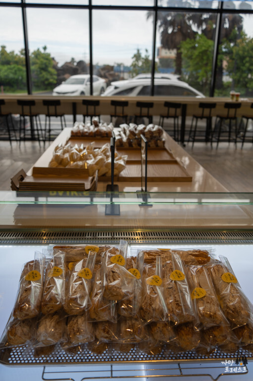 빽다방 더본호텔 빵