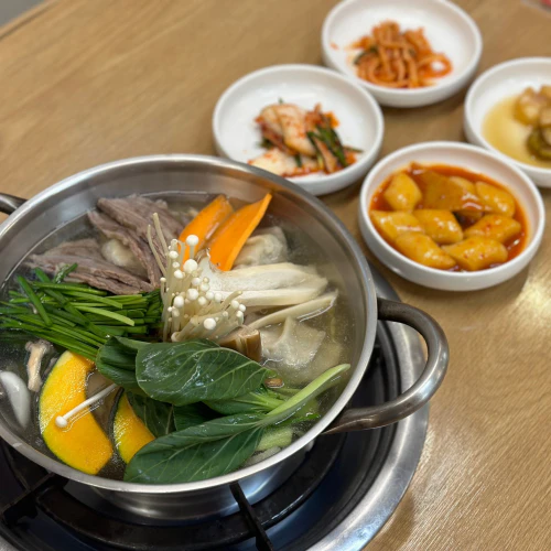 장사의 신 왕만두전골