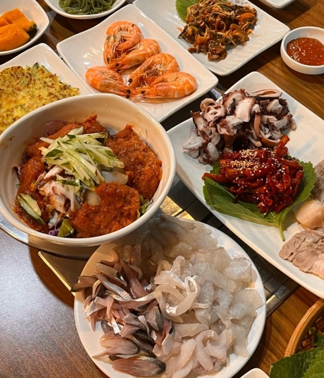 사천-비토섬-밥주는 민박집